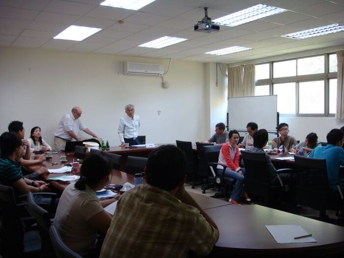2010.04.12│Prof Hugh Silverman演講－ENTRE NOUS(2)－THE RESPONSIBILITY BETWEEN US AND THE APORIAS OF TECHNICITY圖片